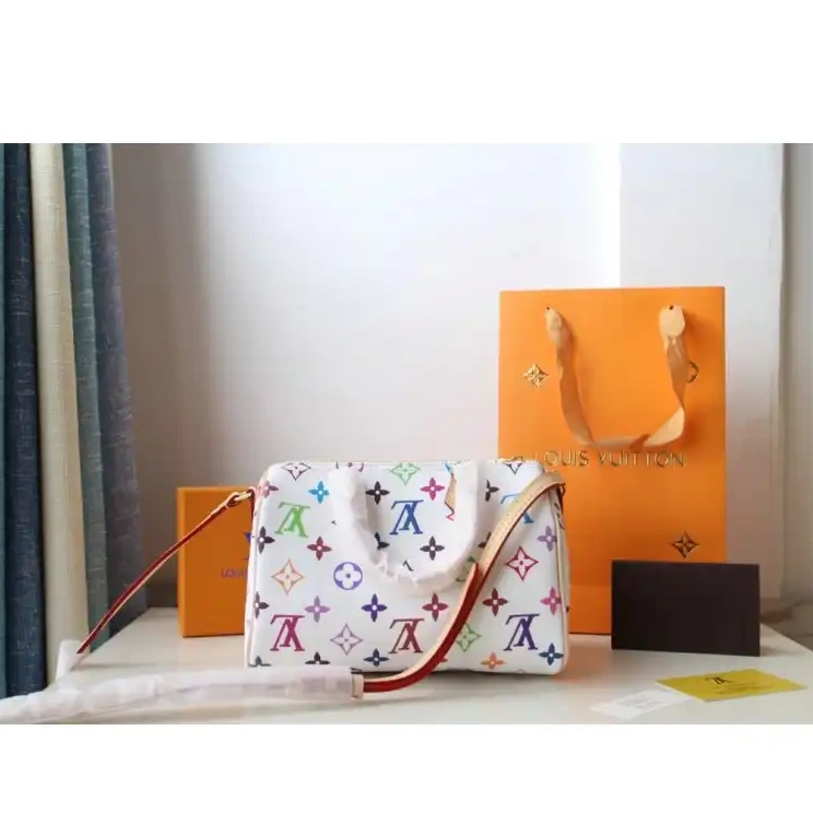Bags LV 206B570007 0713